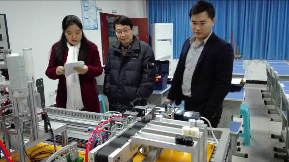 自动化生产线实训室介绍(图4) 自动化生产线实训室介绍(图4)