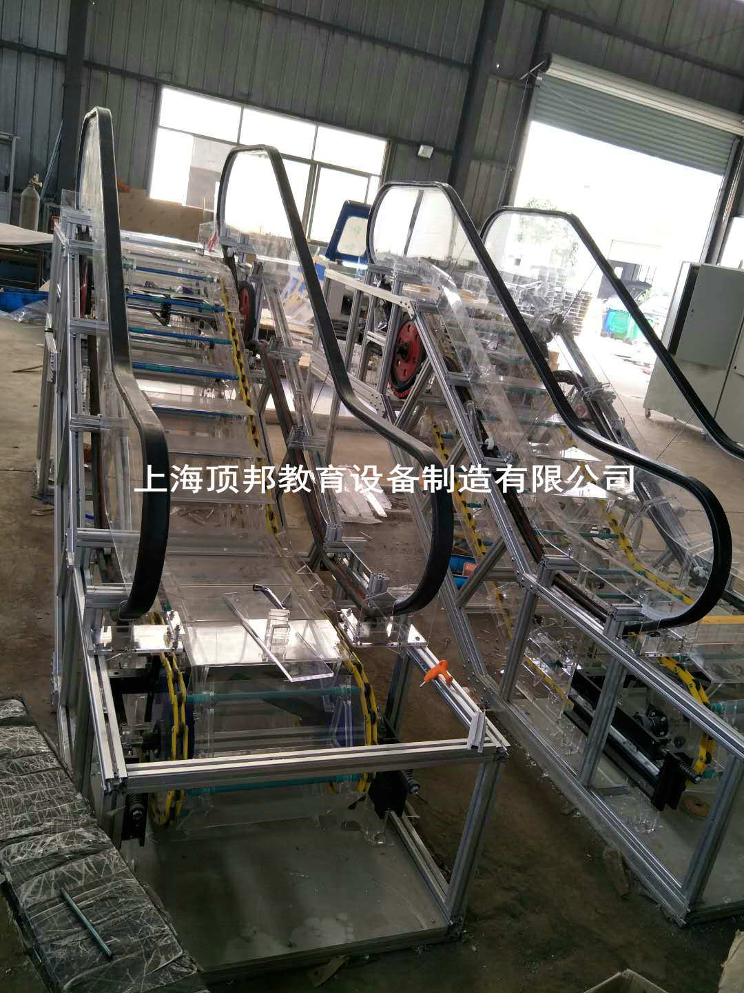 透明扶梯教学模型(图3) 透明扶梯教学模型