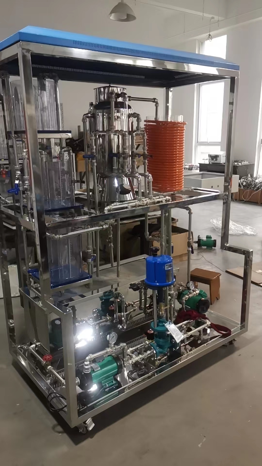 高级过程控制系统实验对象(图2) 高级过程控制系统实验对象